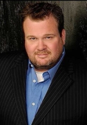 Download all the movies with a Eric Stonestreet