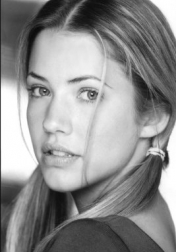 Download all the movies with a Julie Gonzalo