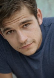 Download all the movies with a Jason Ralph