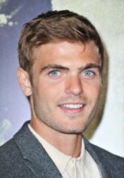Download all the movies with a Alex Roe