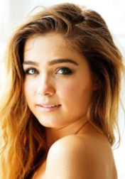 Download all the movies with a Haley Lu Richardson