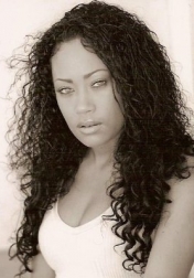 Download all the movies with a Farrah Franklin