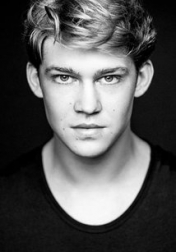Download all the movies with a Joe Alwyn