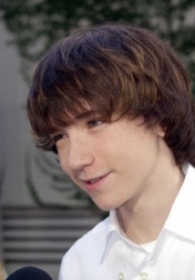 Download all the movies with a Liam Aiken
