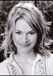 Download all the movies with a Leisha Hailey