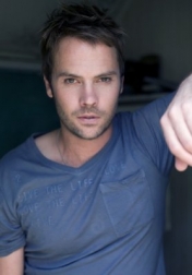 Download all the movies with a Barry Watson