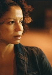 Download all the movies with a Gloria Reuben