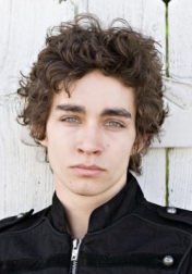 Download all the movies with a Robert Sheehan