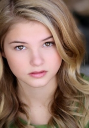 Download all the movies with a Stefanie Scott