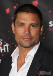 Download all the movies with a Manu Bennett