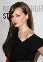 Download all the movies with a Ashley Rickards