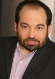 Download all the movies with a Danny Woodburn